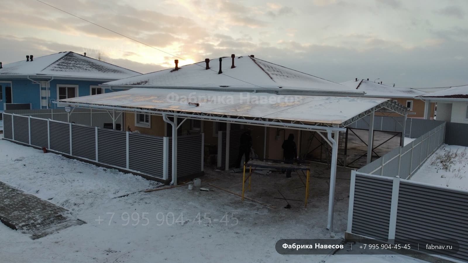 Навес из поликарбоната 13 × 8 м
