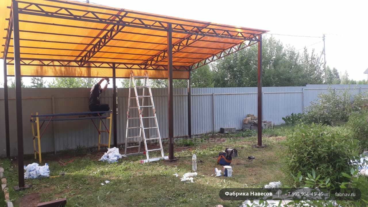 Навес из поликарбоната 6 × 4 м